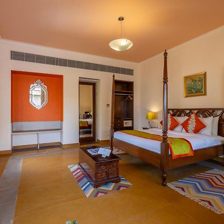 Tree Of Life Resort & Spa Джайпур Екстериор снимка