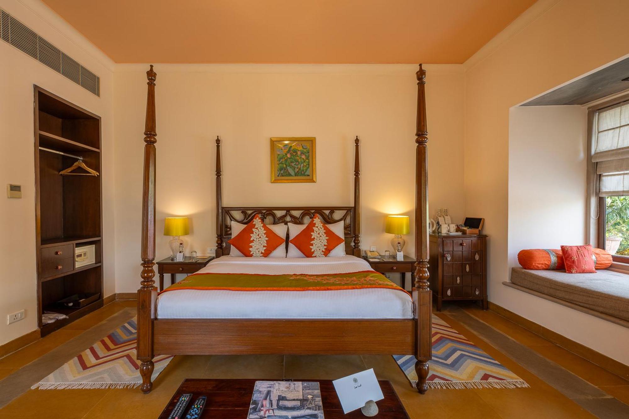 Tree Of Life Resort & Spa Джайпур Екстериор снимка