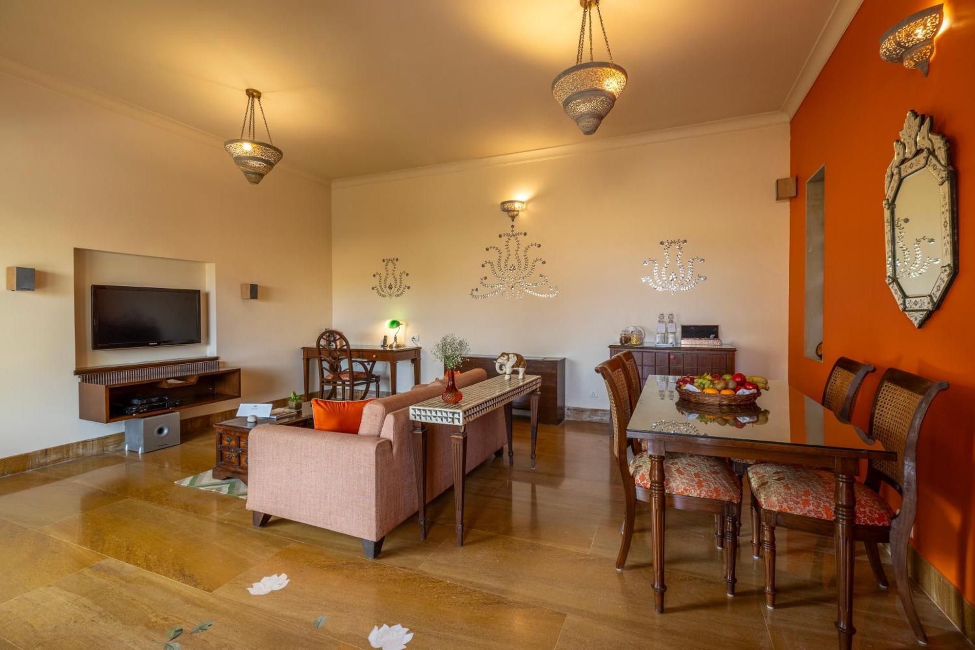 Tree Of Life Resort & Spa Джайпур Екстериор снимка