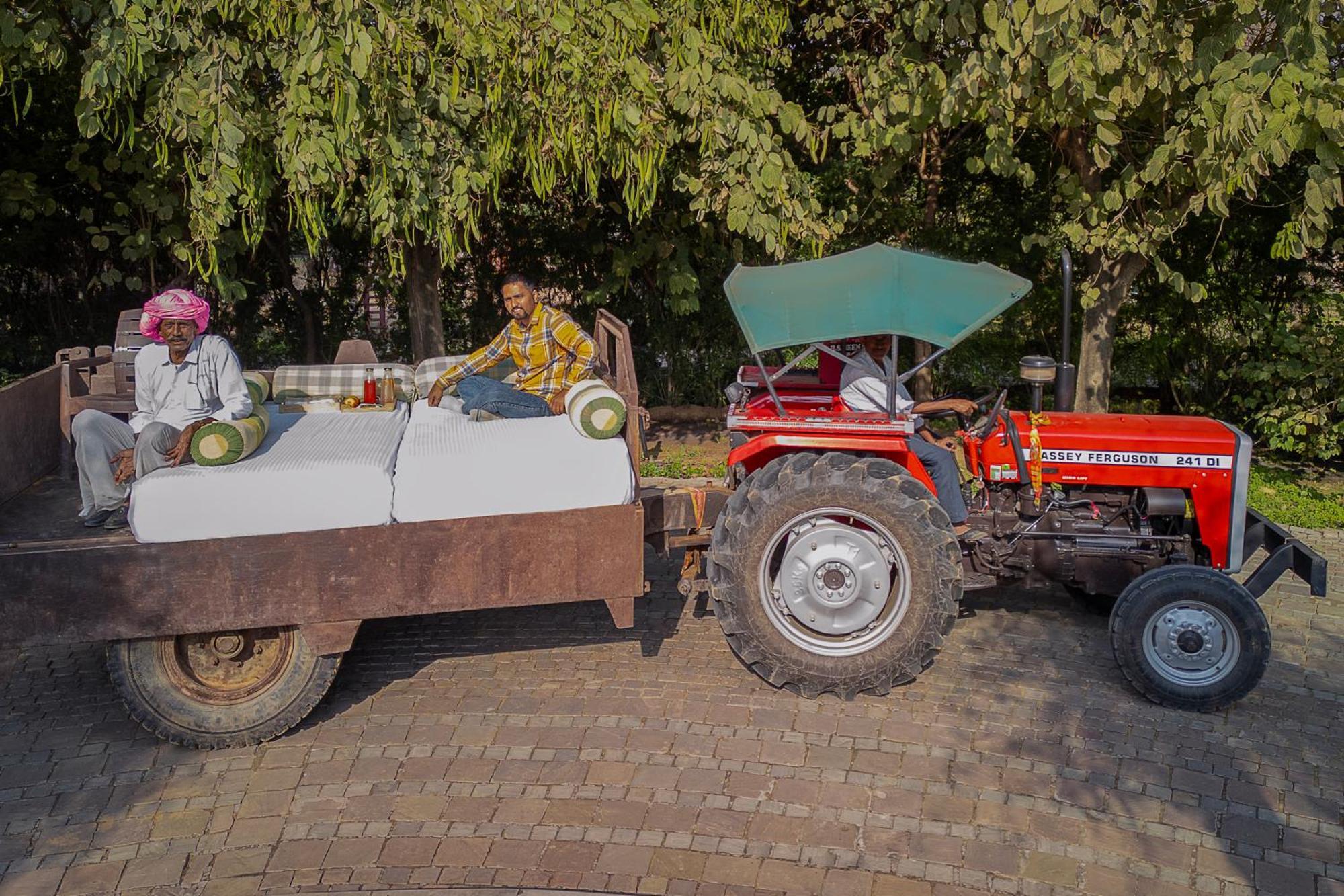 Tree Of Life Resort & Spa Джайпур Екстериор снимка