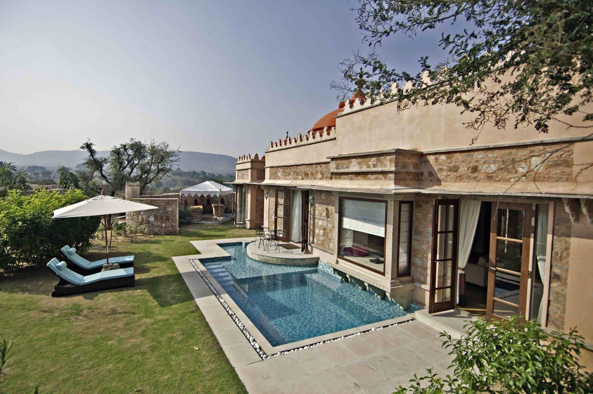 Tree Of Life Resort & Spa Джайпур Екстериор снимка